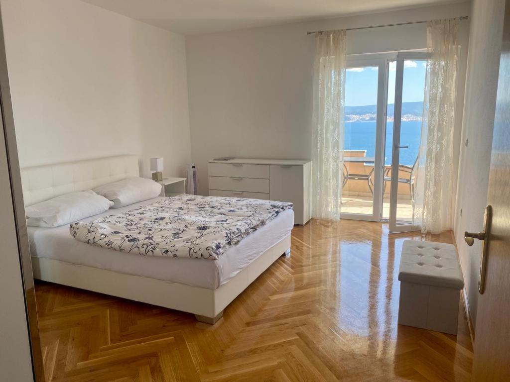 אומיס Panorama Apartment Jakov מראה חיצוני תמונה